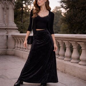 Kathy Lee Collection vintage long black velvet maxi skirt whimsigoth Y2K large